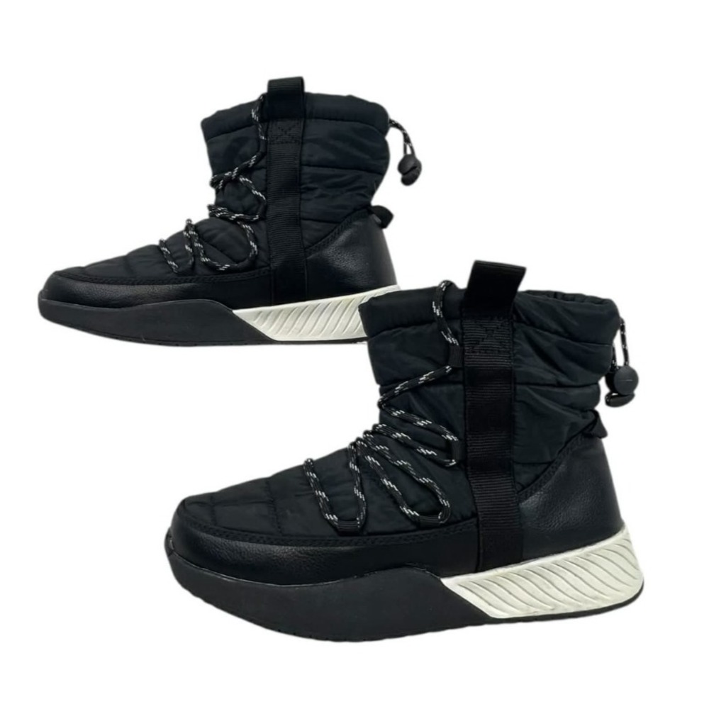 Time‎ & Tru Black Puffy Drawstring Insulated Winter Boot Women's Size 7 NWT